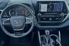 17 thumbnail image of  2022 Toyota Highlander Platinum