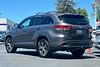 8 thumbnail image of  2019 Toyota Highlander LE