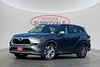 2 thumbnail image of  2021 Toyota Highlander XLE