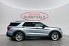 9 thumbnail image of  2021 Ford Explorer Limited