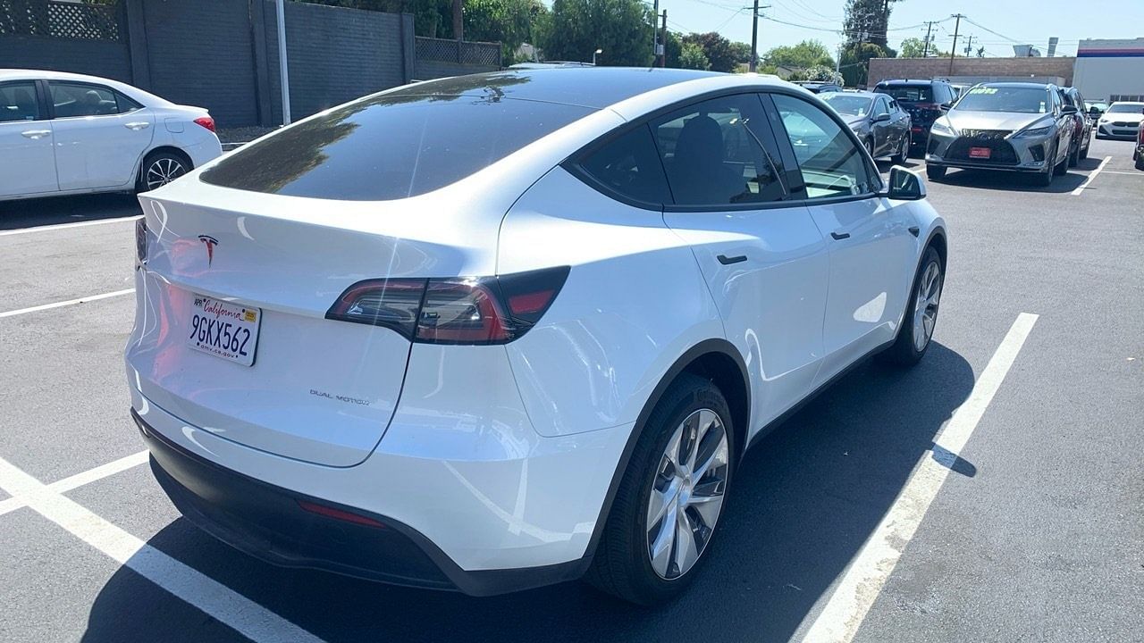 Used 2023 Tesla Model Y Long Range with VIN 7SAYGDEE1PF748622 for sale in Sunnyvale, CA